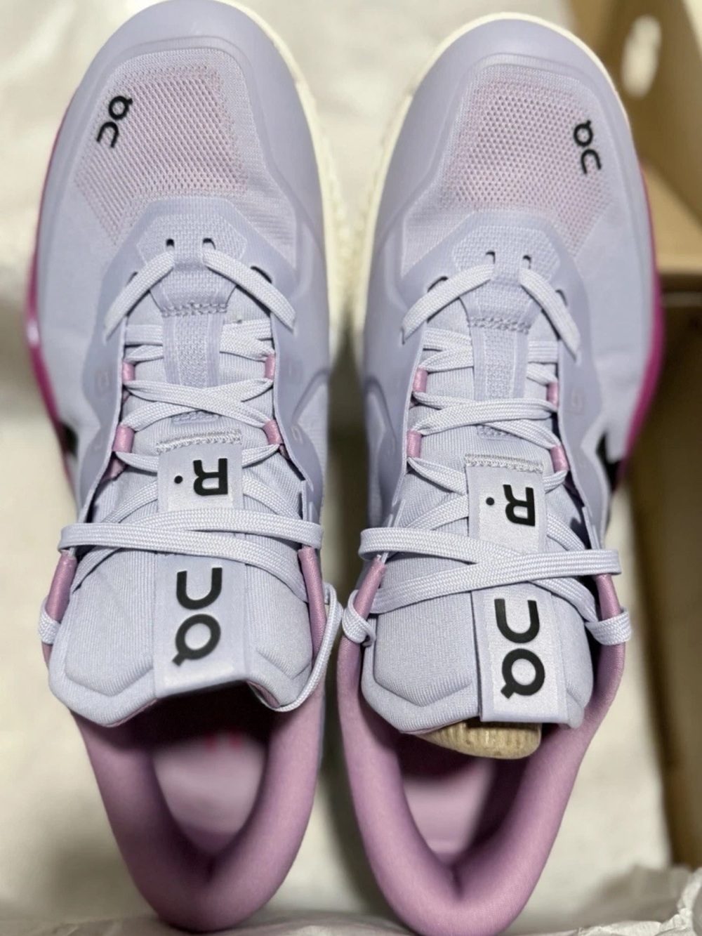 Men's On THE ROGER Pro 3 Clay - Thistle | Pink - Men's 11 True to size!